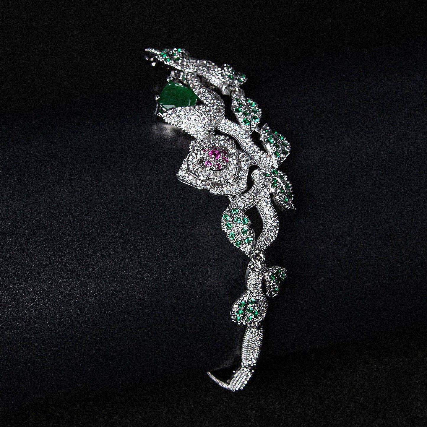 Stylish Sparkling Gemstone Flower Bracelet For Women