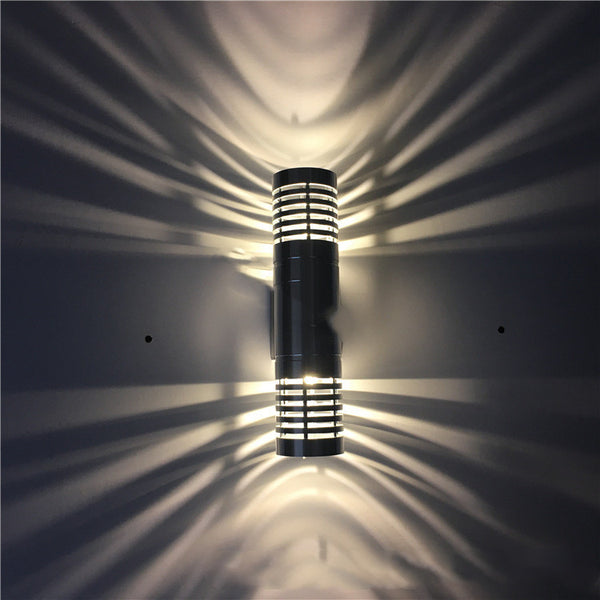 Wall lamp