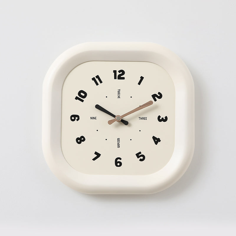 Punch-free Retro Cream Style Simple Wall Clock