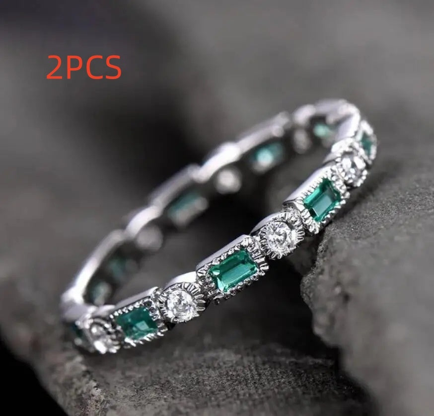 European And American High-grade Emerald Ring
