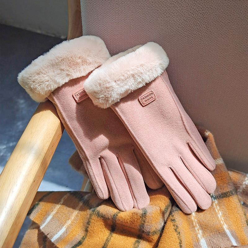 Riding gloves