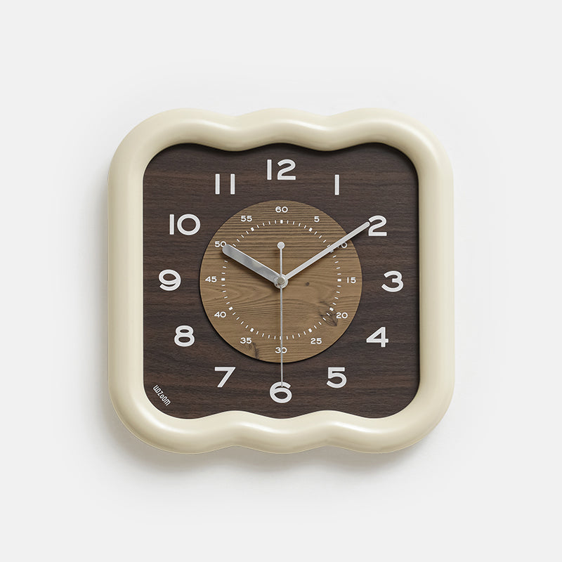 Punch-free Retro Cream Style Simple Wall Clock