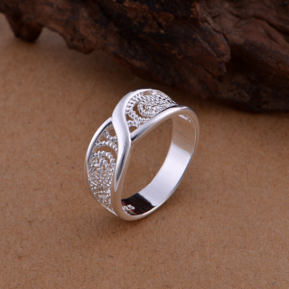 Gorgeous Rounded Hollow Shiny Ring