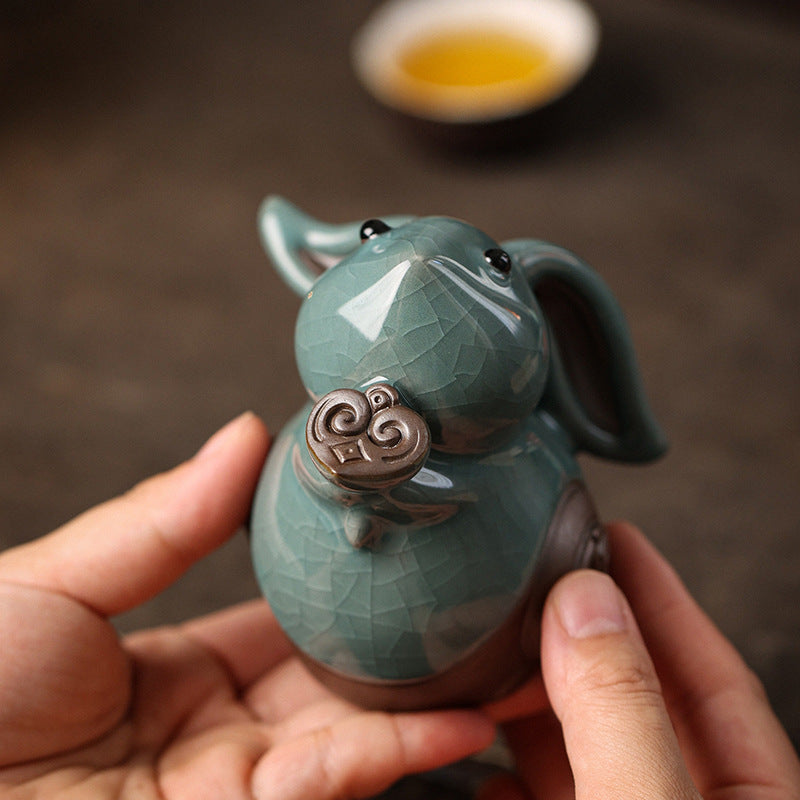 Rabbit Decoration Creative Ceramic Tea Pet Decoration