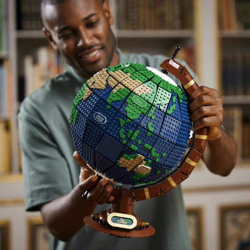 Globe Creative Model Building Block Toy